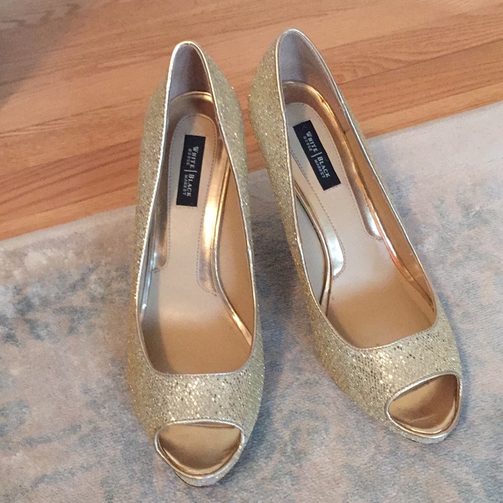 Peep toe gold heels size 8